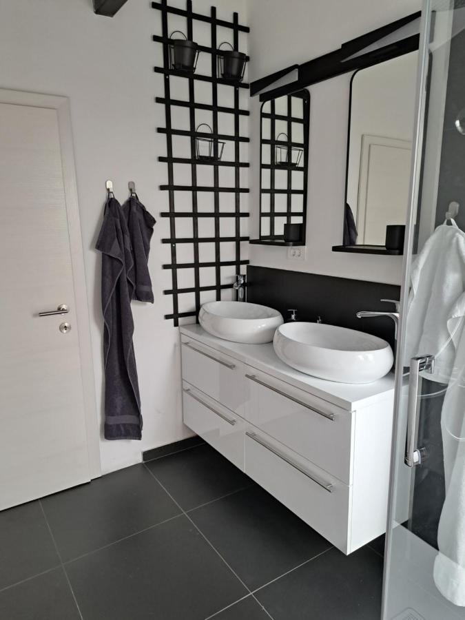 Ohana Apartment Любляна Экстерьер фото